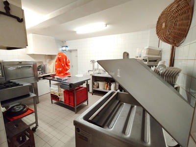 Fonds de commerce - Magasins - 90 m²