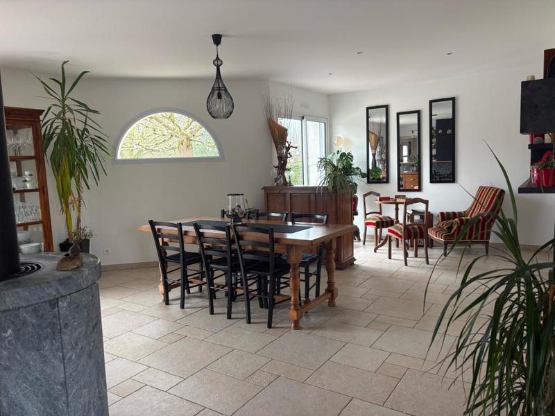 Maison - 128 m² - 6 pièces