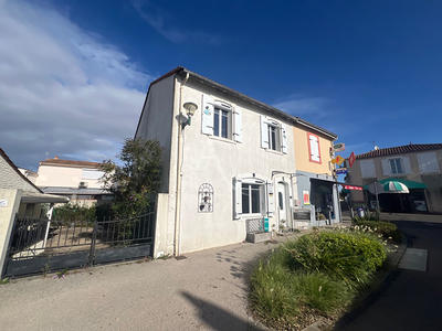 Maison - 96 m² - 4 pièces