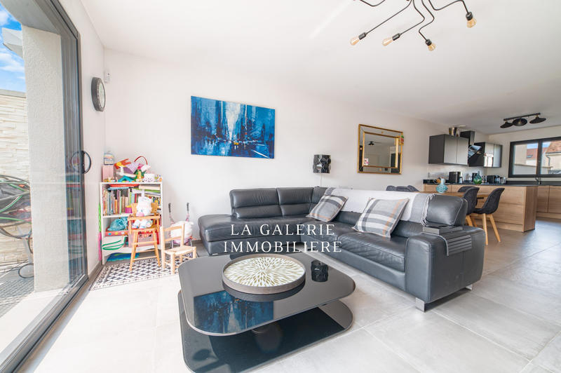 Maison - 167 m² - 6 pièces