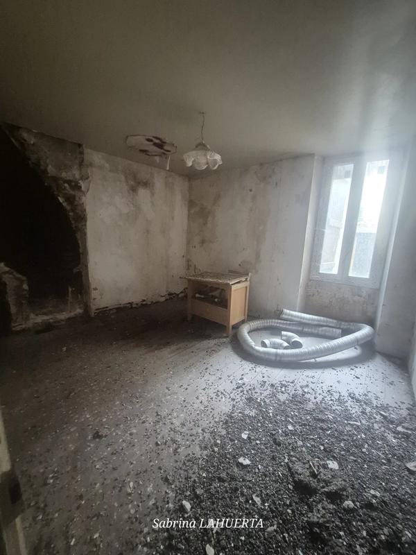 Immeuble - 210 m² - 5 pièces