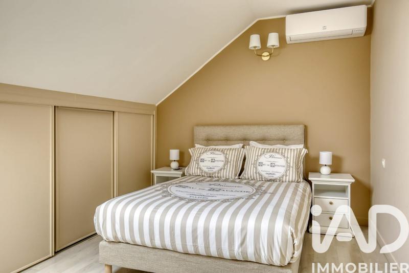 Maison - 190 m² - 8 pièces