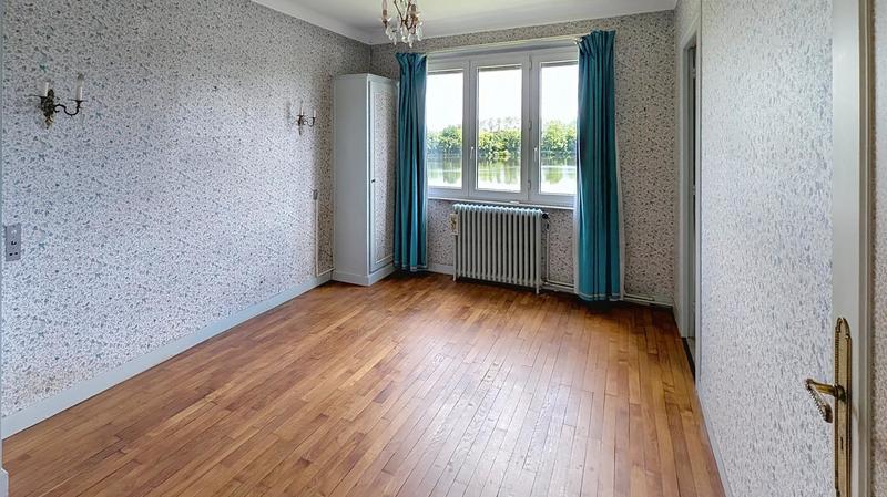 Maison - 189 m² - 10 pièces