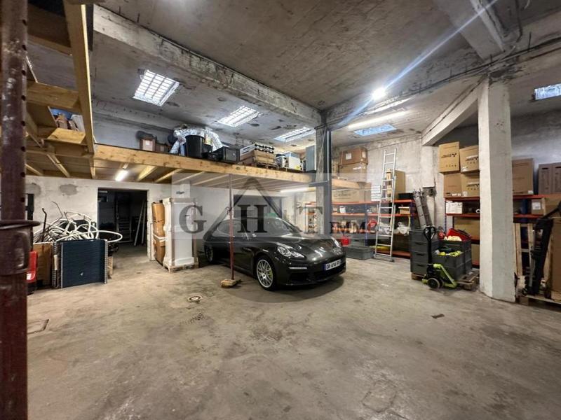 Entrepôt - 435 m²