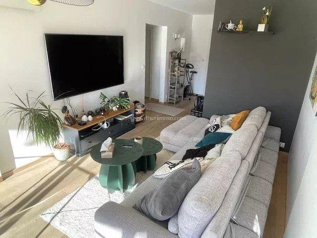 Appartement - 83 m² - 3 pièces