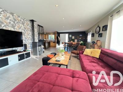 Maison - 136 m² - 5 pièces