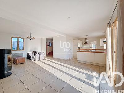 Maison - 140 m² - 6 pièces