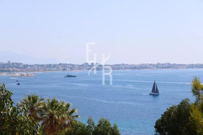 Appartement - 180 m² - 3 pièces