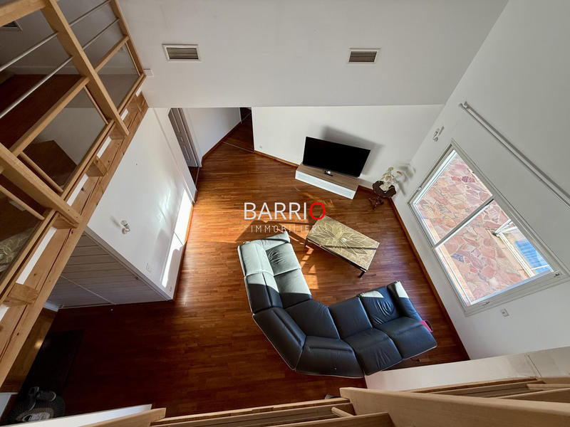 Maison traditionnelle - 181 m² - 6 pièces