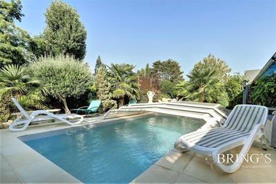 Maison - 188 m² - 8 pièces