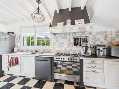 Maison - 178 m² - 7 pièces