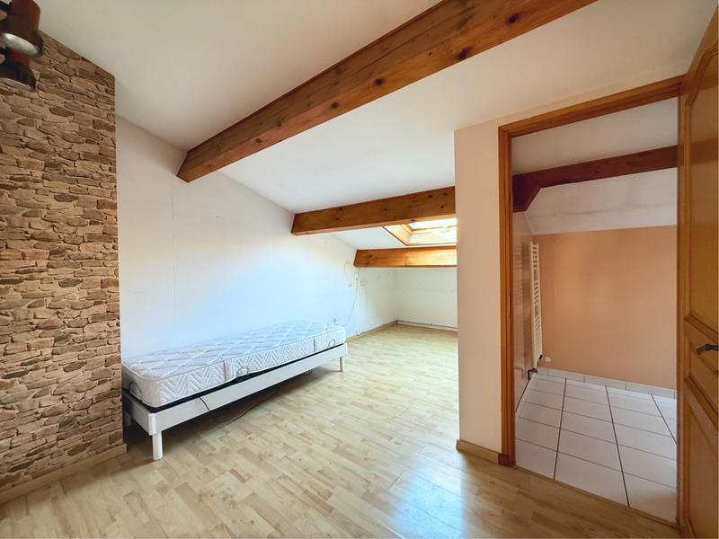 Maison - 95 m² - 5 pièces