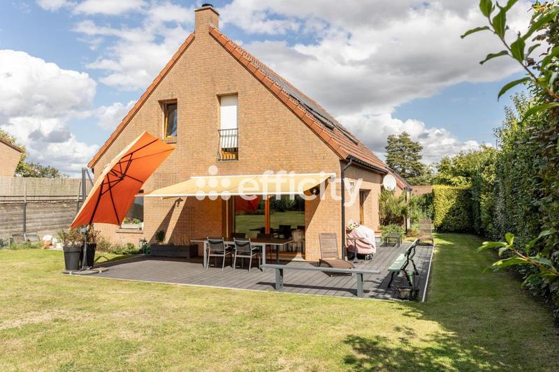 Maison - 170 m² - 7 pièces