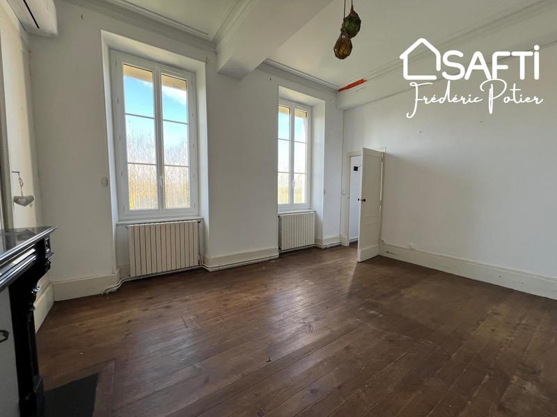 Maison - 240 m² - 7 pièces