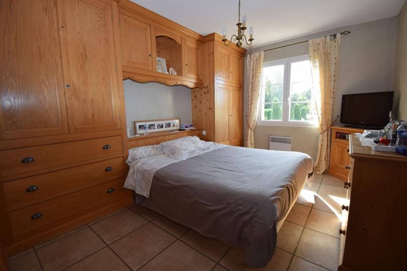 Villa - 137 m² - 5 pièces