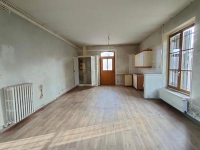 Maison - 144 m² - 3 pièces