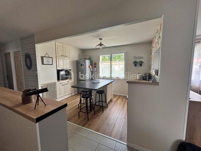 Maison - 145 m² - 5 pièces