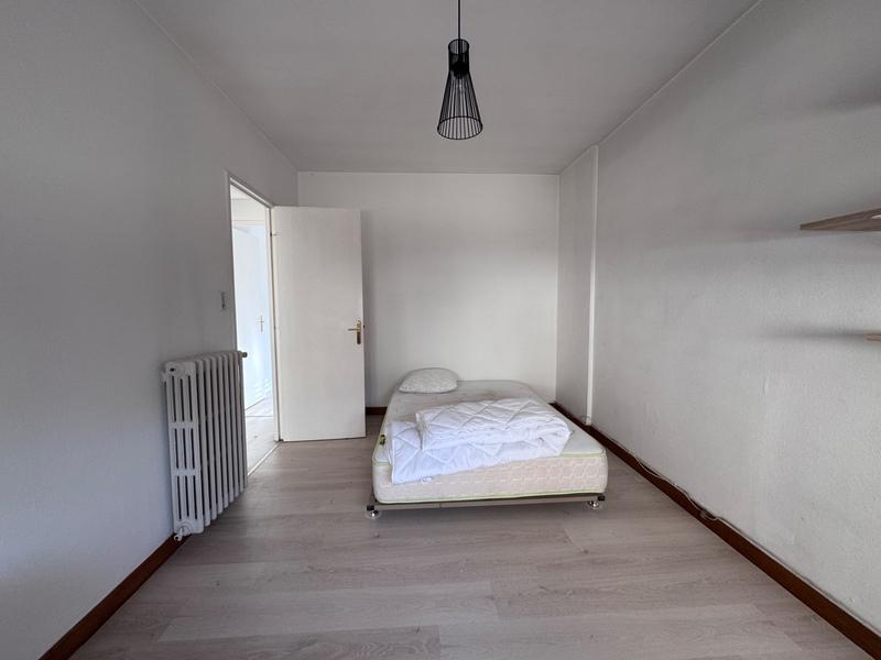 Appartement - 182 m² - 6 pièces