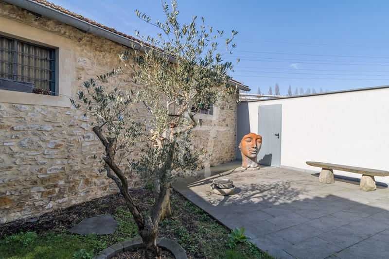 Loft - 85 m² - 4 pièces