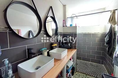 Pavillon - 107 m² - 5 pièces