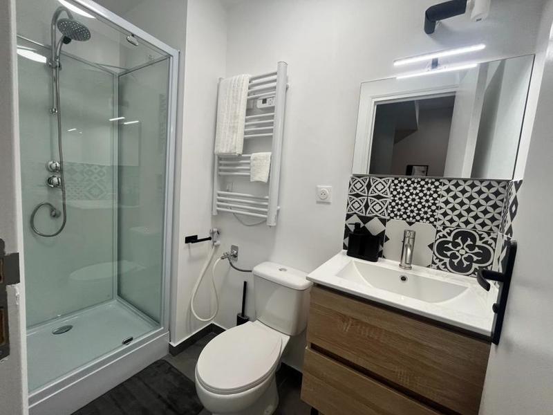 Immeuble - 90 m² - 5 pièces