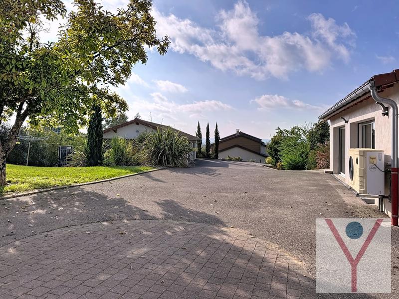 Maison - 316 m² - 8 pièces