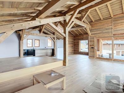 Châlet - 215 m² - 7 pièces