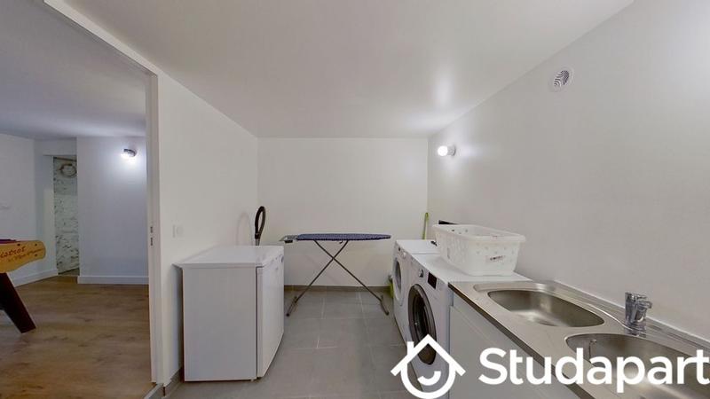 Chambre - 127 m² - 1 pièce