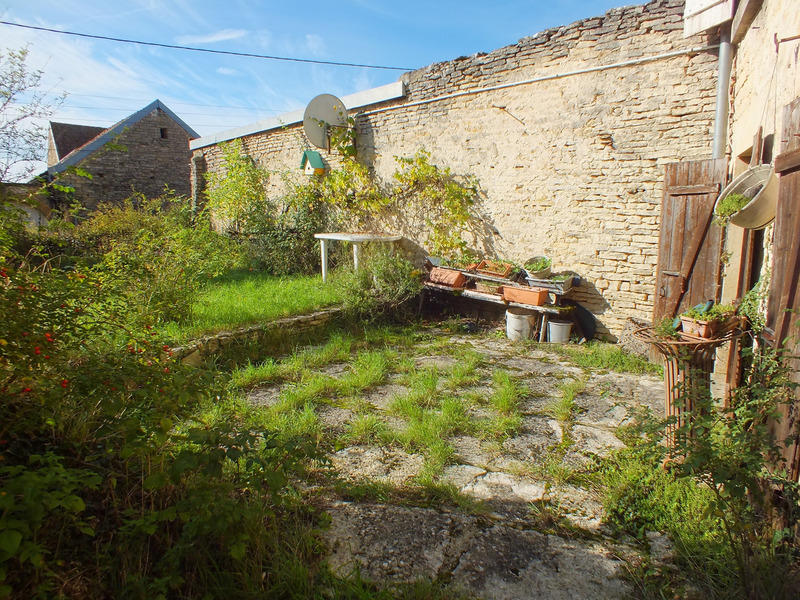 Maison en pierre - 123 m² - 4 pièces