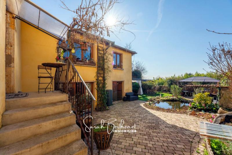 Maison - 159 m² - 6 pièces