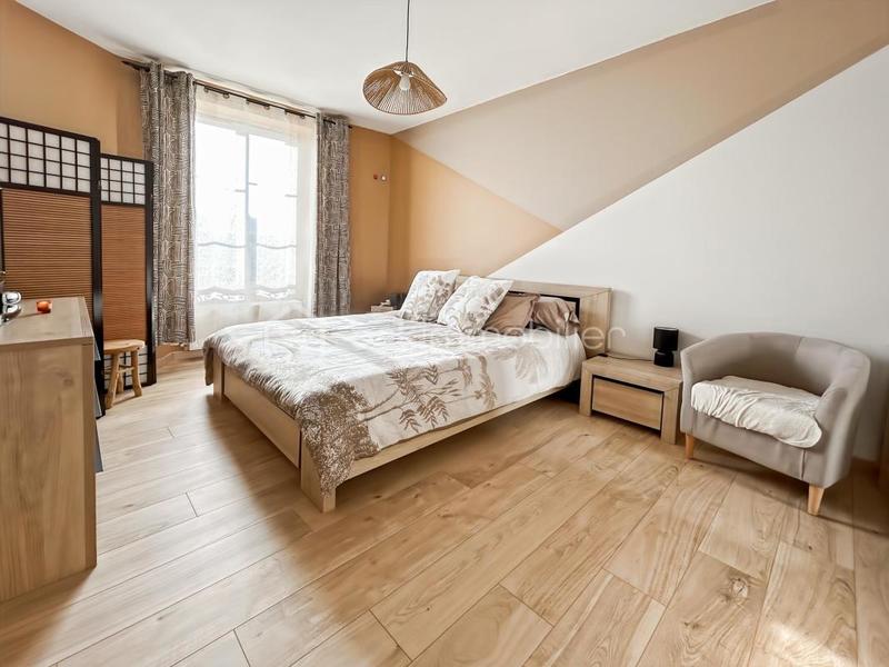 Maison - 124 m² - 6 pièces