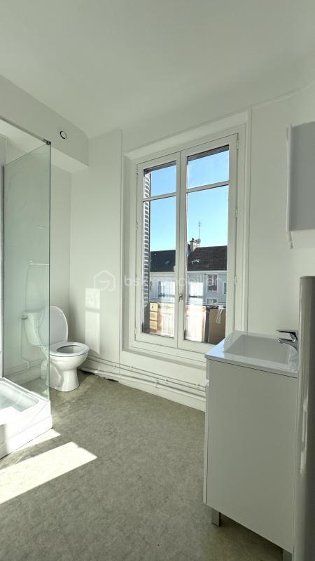 Duplex - 121 m² - 6 pièces