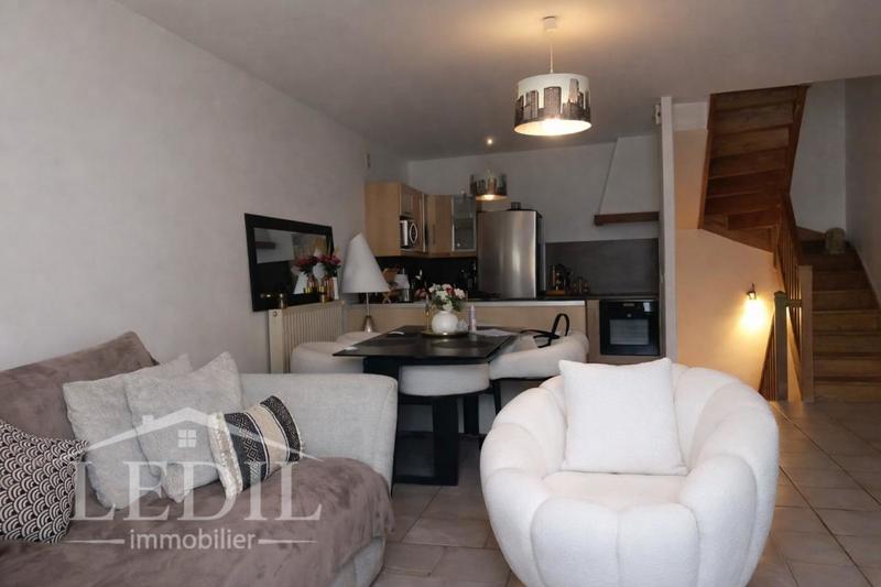 Maison de ville - 104 m² - 4 pièces