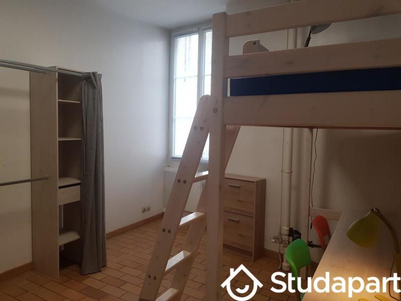 Chambre - 18 m² - 1 pièce