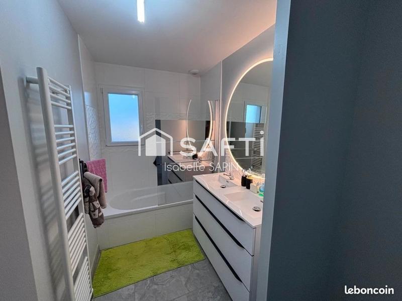 Maison - 108 m² - 4 pièces