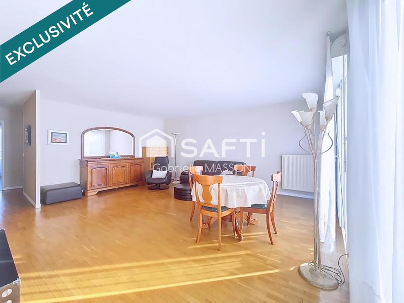 Appartement - 99 m² - 5 pièces