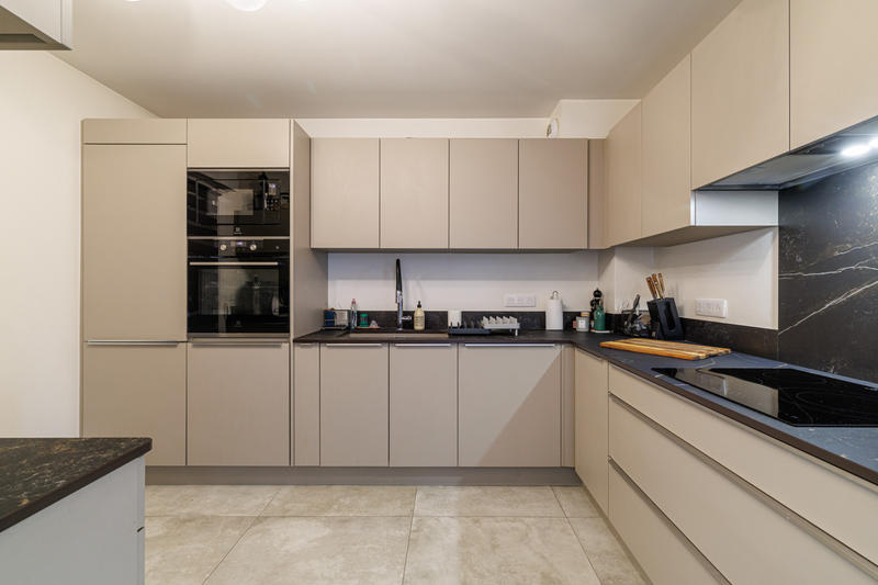 Appartement - 96 m² - 4 pièces