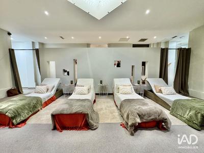 Local commercial - 221 m²