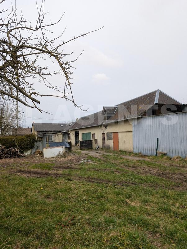 Maison - 142 m² - 8 pièces