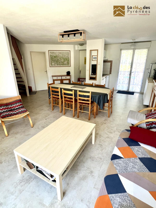 Appartement - 96 m² - 5 pièces