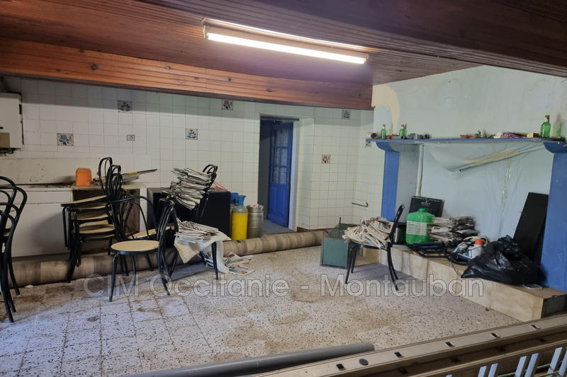 Maison - 600 m² - 5 pièces