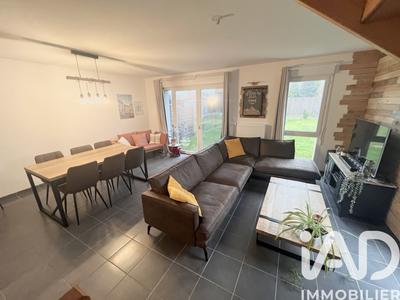 Maison - 85 m² - 4 pièces