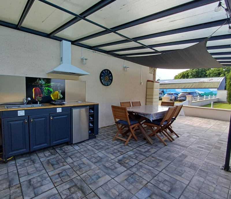 Maison - 168 m² - 5 pièces