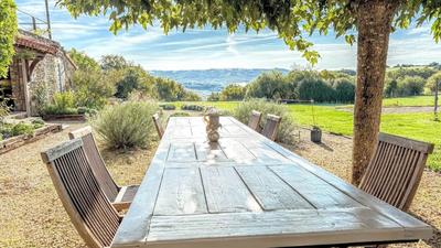 Propriété - 200 m² - 7 pièces