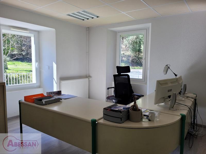 Propriété - 309 m² - 14 pièces