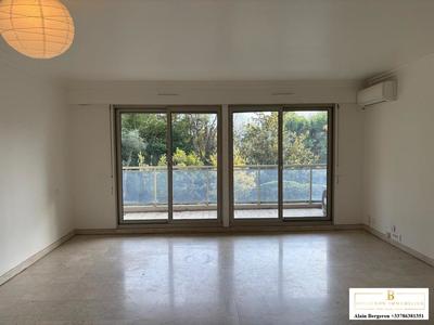 Studio - 37 m² - 1 pièce