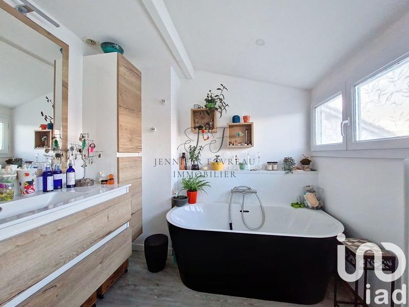 Maison - 148 m² - 6 pièces