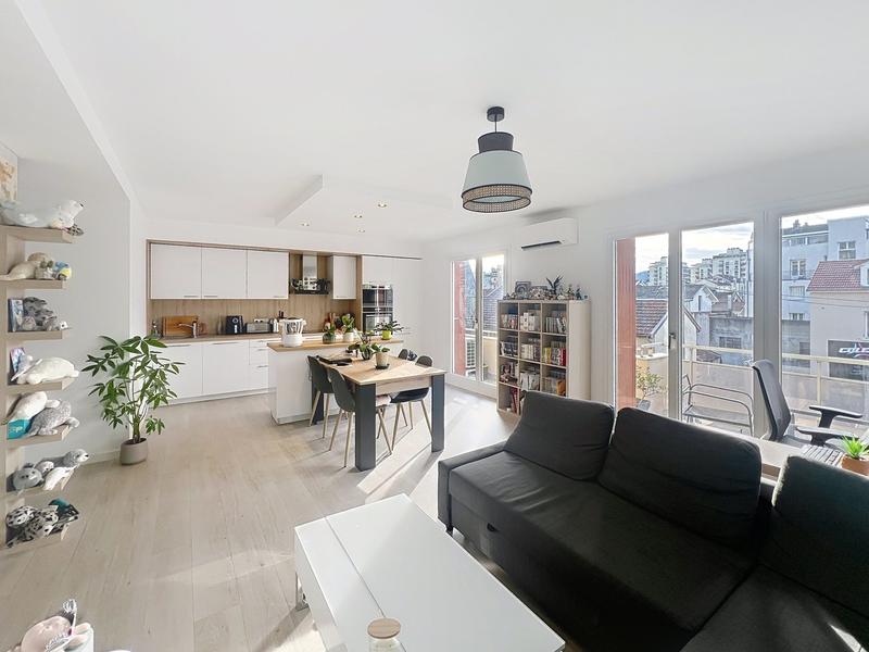 Appartement - 55 m² - 2 pièces