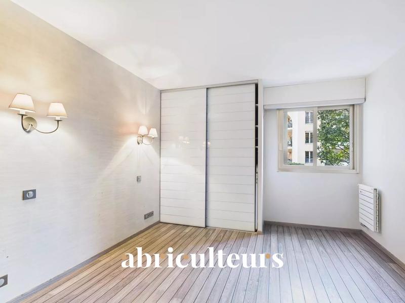 Appartement - 84 m² - 4 pièces