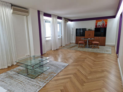 Appartement - 93 m² - 3 pièces